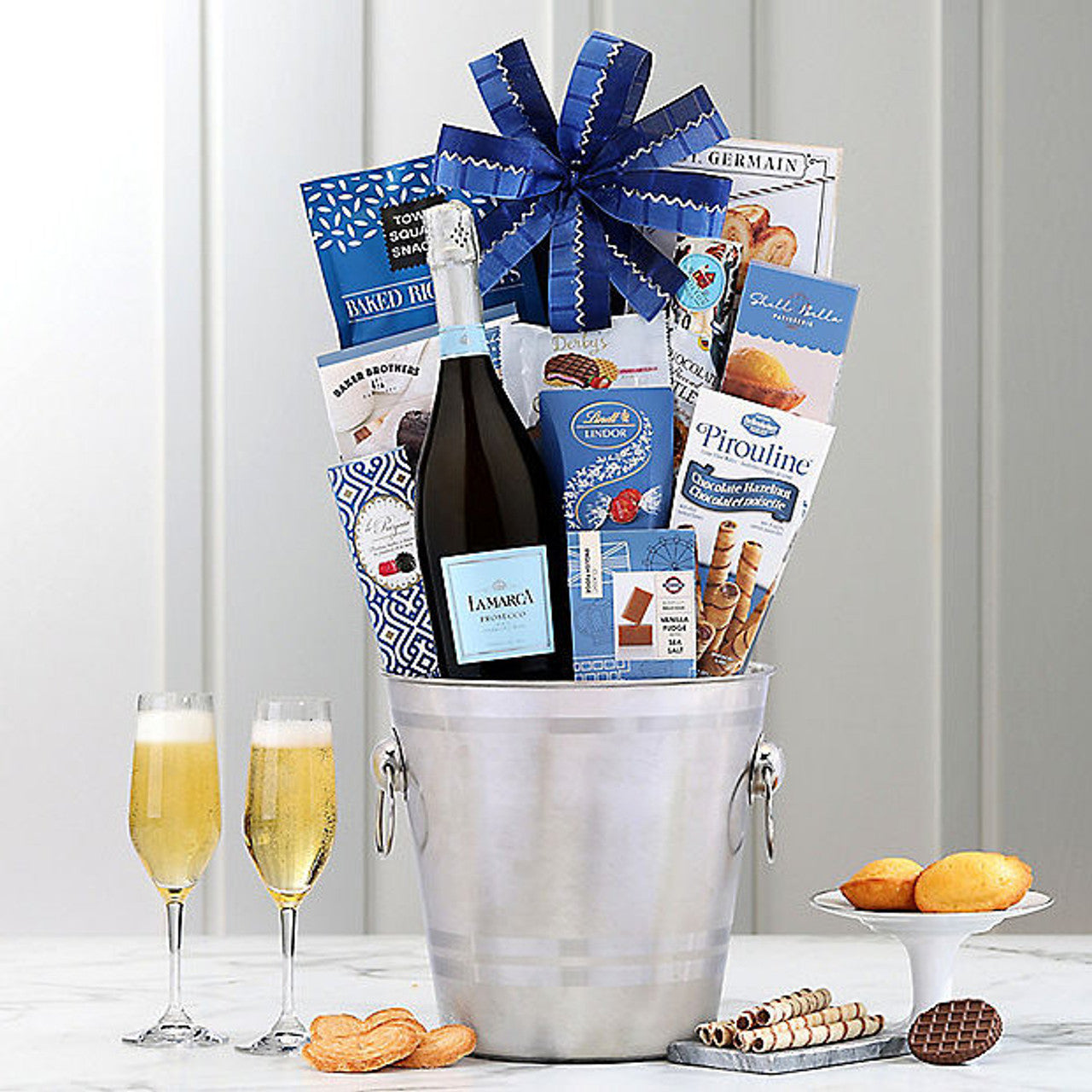La Marca Prosecco: Fine Sparkling Wine & Gourmet Sweets Gift Basket